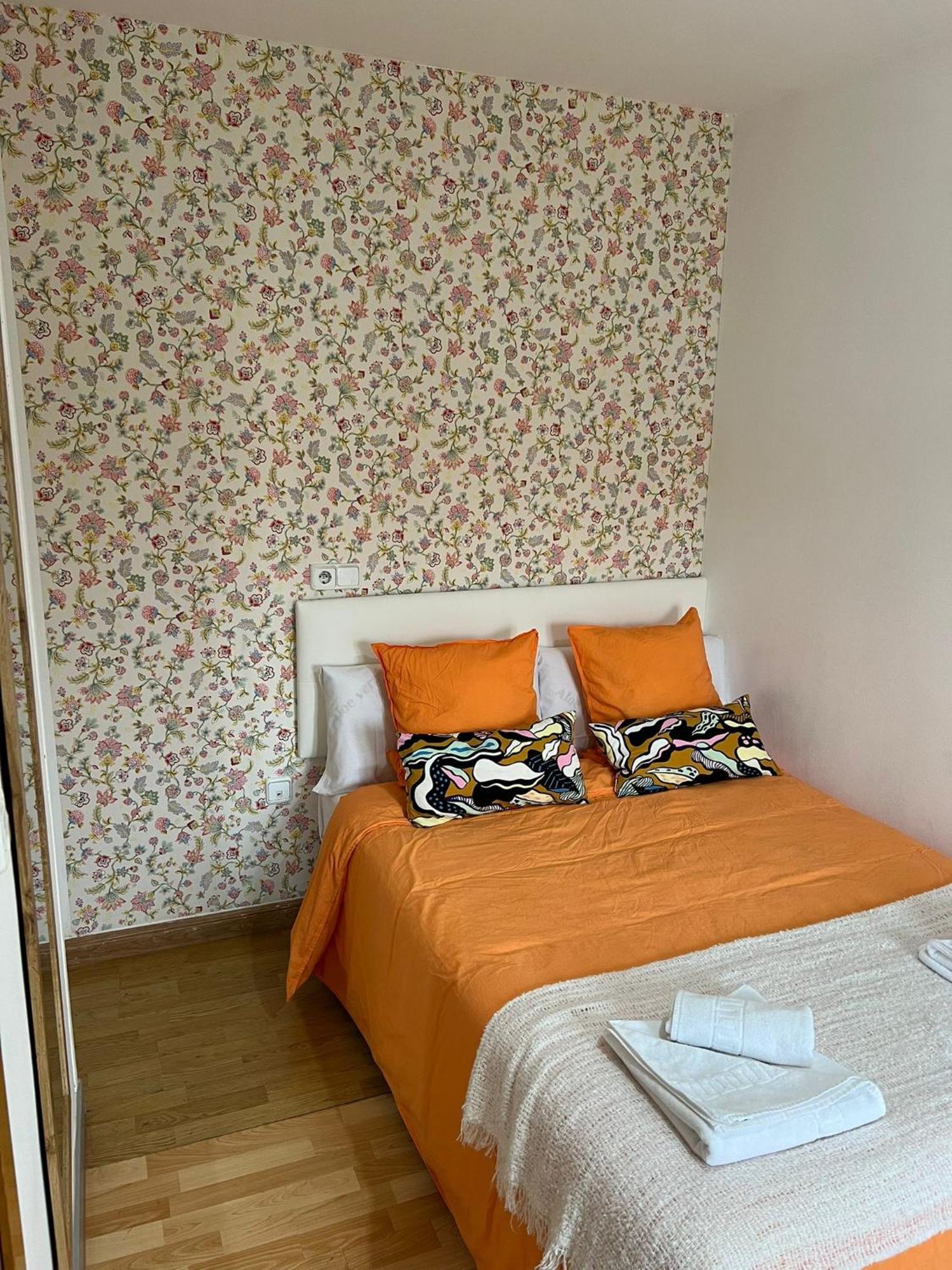Hostal Flat55Madrid Exterior photo