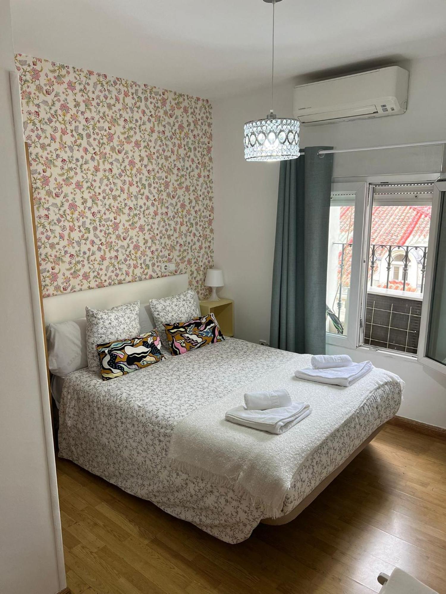 Hostal Flat55Madrid Exterior photo